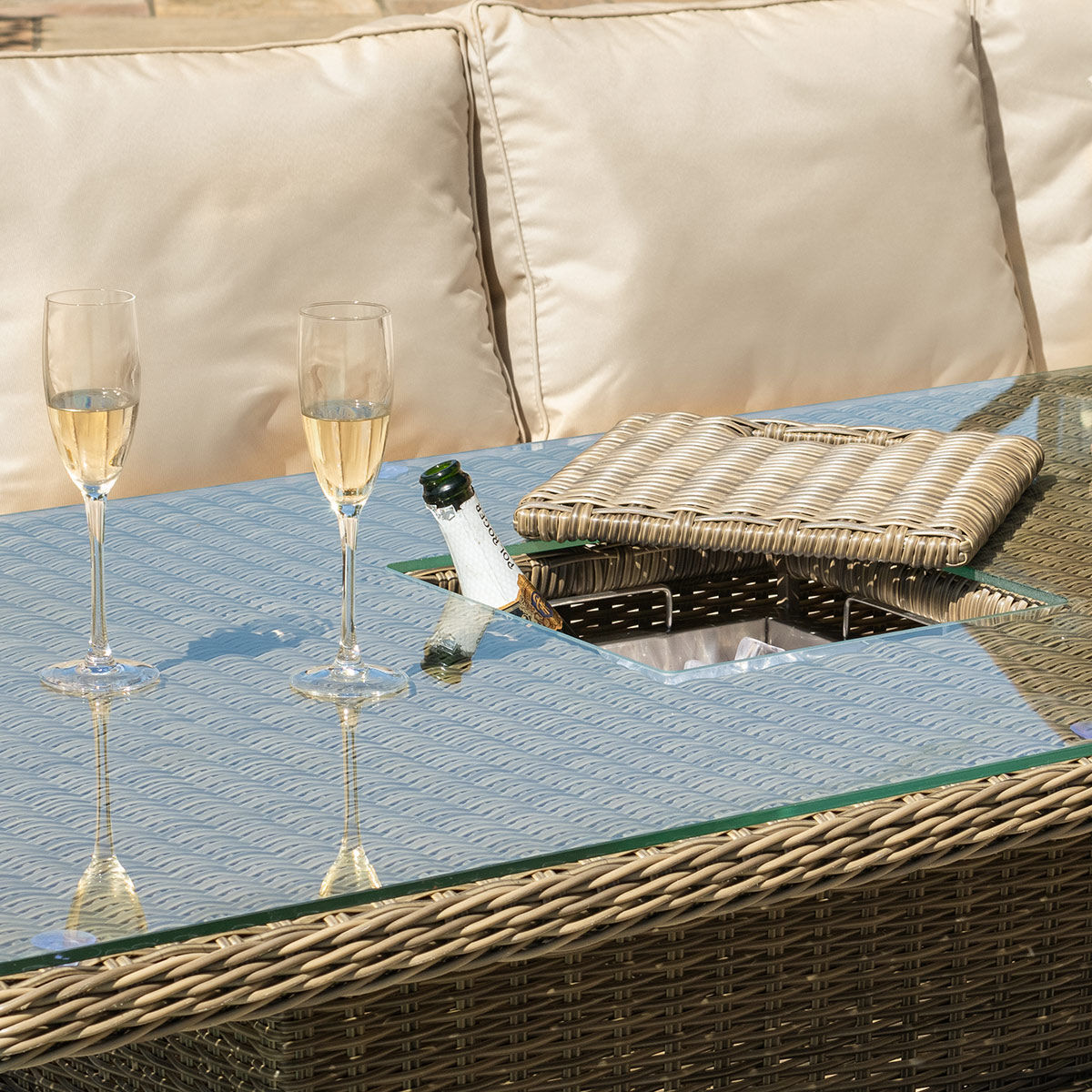 Winchester Deluxe Large Rattan Corner Dining Set with Rising Table & Armchair