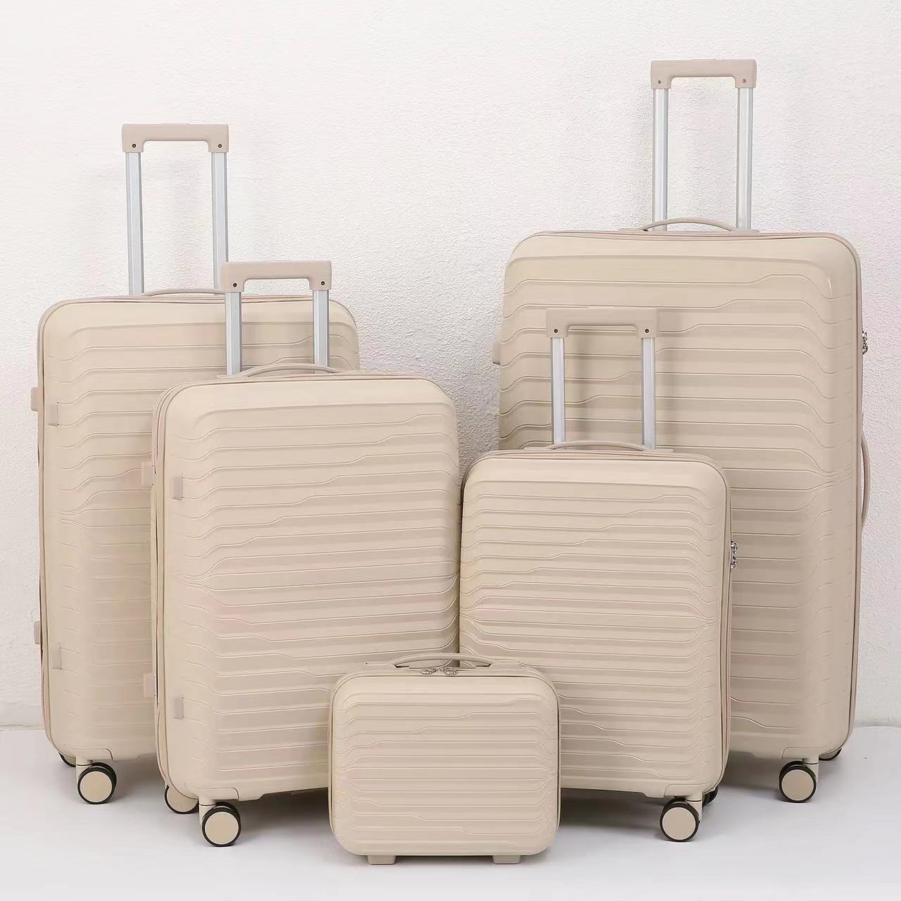 3PCS Hard Shell Luggage Set (Carry-on & Trolley)