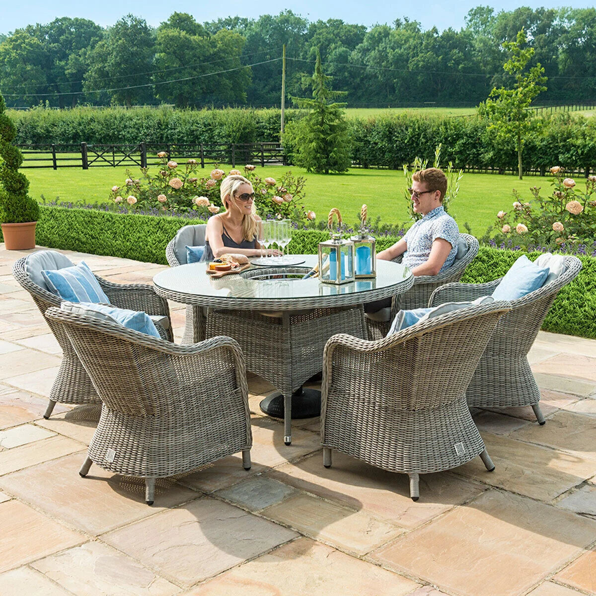 Oxford Heritage 6 Seat Round Rattan Dining Set