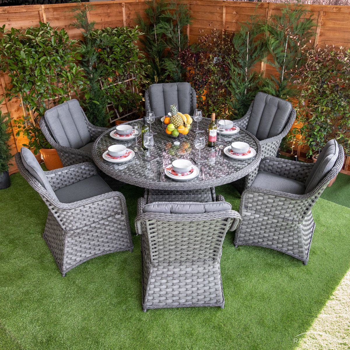 Rattan Serena Vienna Round 6 Seat Dining Set