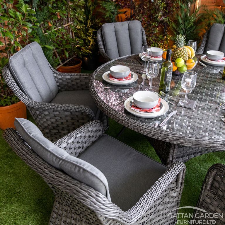 Rattan Serena Vienna Round 6 Seat Dining Set
